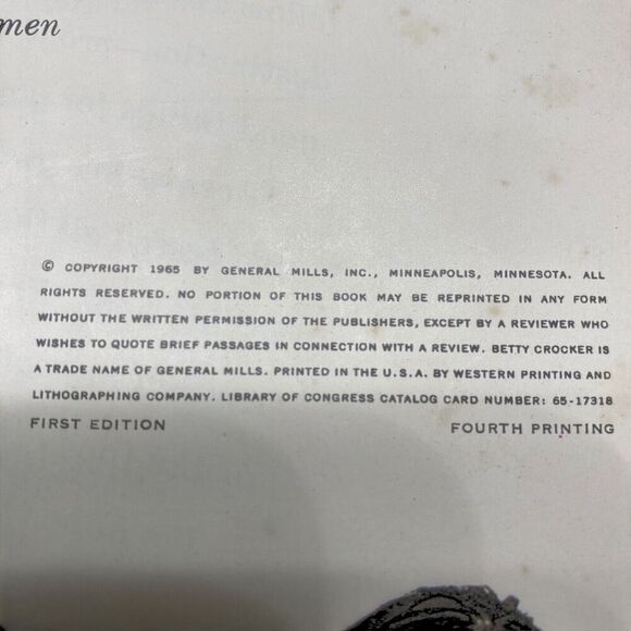 Betty Crocker's New Boys and Girls Cook Book 1st Edition 1965 Hardcover - Picture 4 of 8